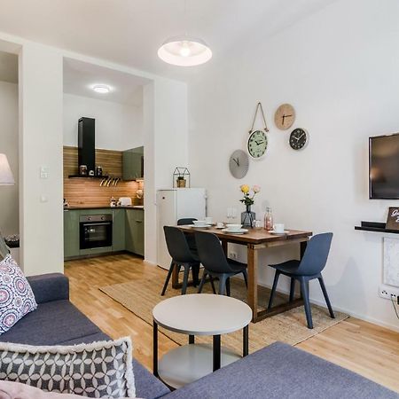 Zizkov Apt Prague By Michal&Friends ภายนอก รูปภาพ