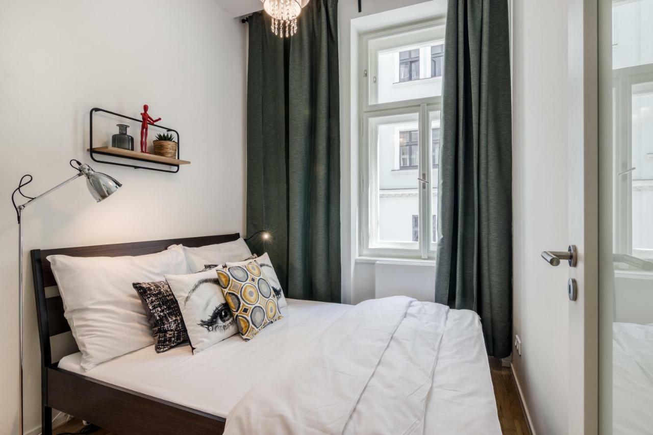 Zizkov Apt Prague By Michal&Friends ภายนอก รูปภาพ